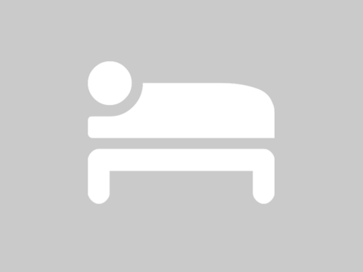 Pok&oacute;j Comfort z Balkonem i Aneksem Kuchennym